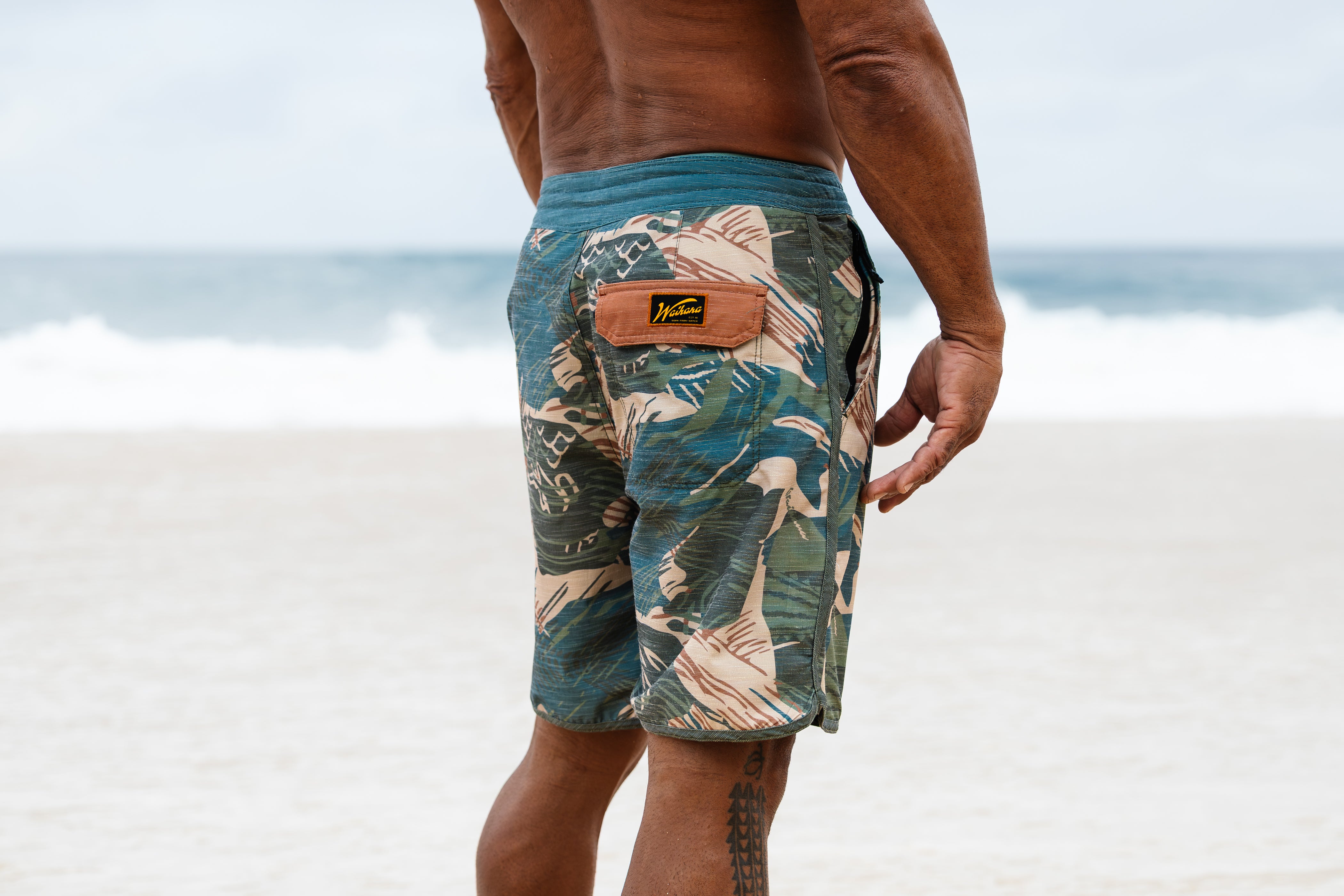 Hawaiian Brushstroke Cruiser Shorts – WAIHANA