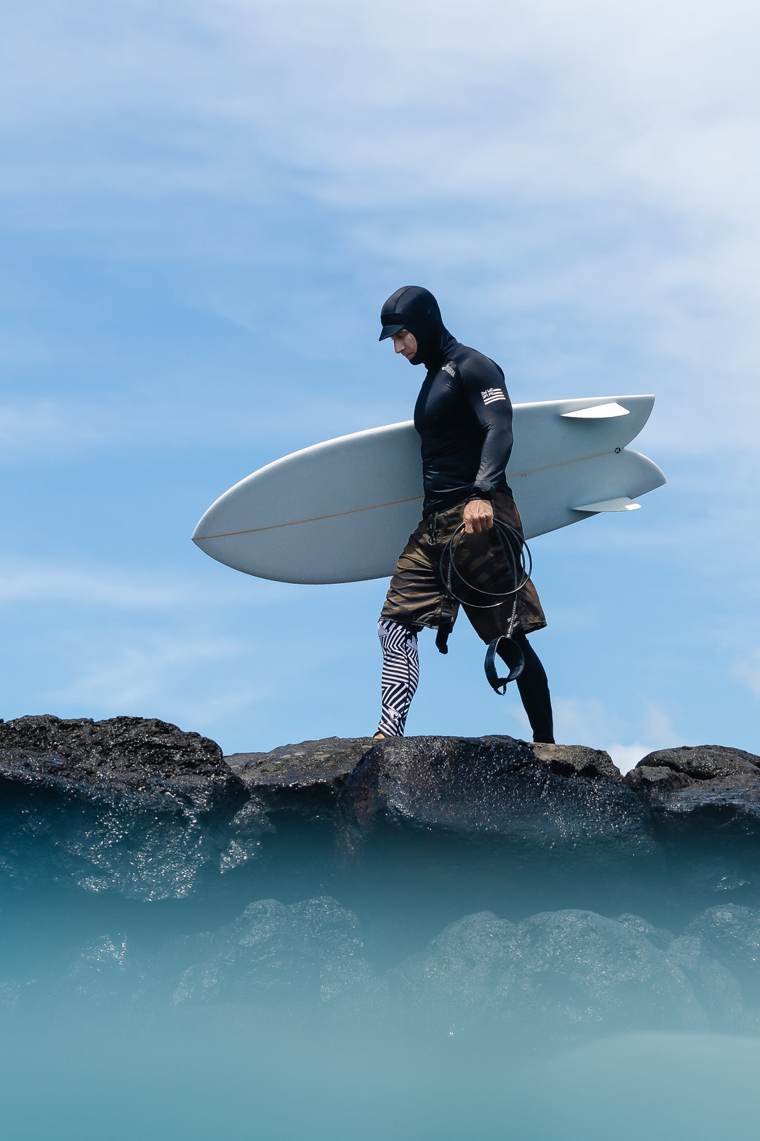 Black Carvico Hooded Surf Rashguard