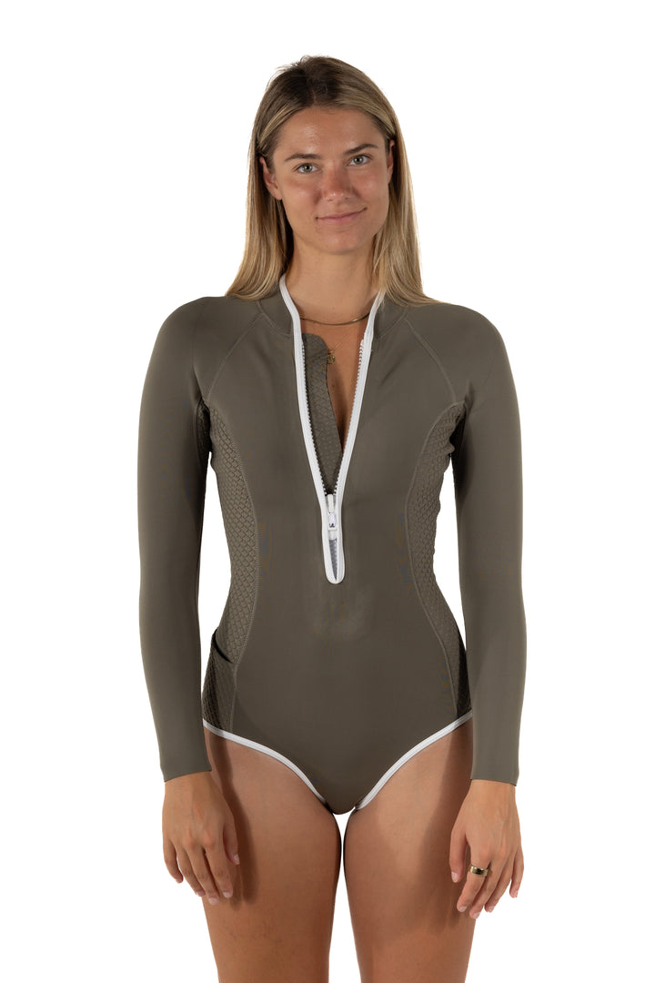 Pantalón corto de piel suave para mujer